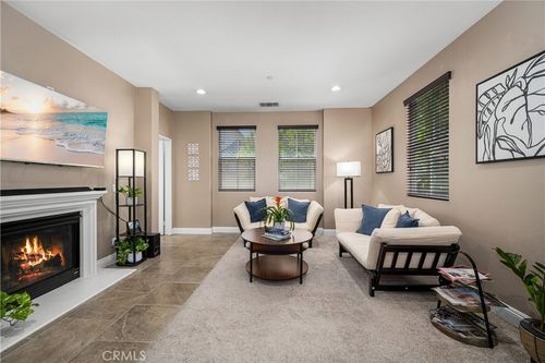 12471 Quintessa Ln, Eastvale, CA, 91752-7324 | Card Image