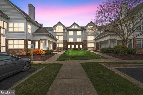 301-6520 Lake Park Dr, GREENBELT, MD, 20770 | Card Image