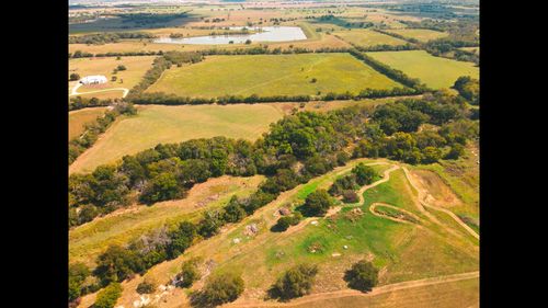 10570 Sam Bass Rd, Sanger, TX, 76266-3935 | Card Image