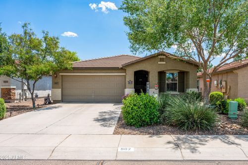 907 E Kelsi Ave, San Tan Valley, AZ, 85140-4106 | Card Image