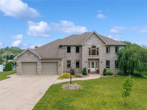 809 Rembrandt Cir, Irwin, PA, 15642-9532 | Card Image