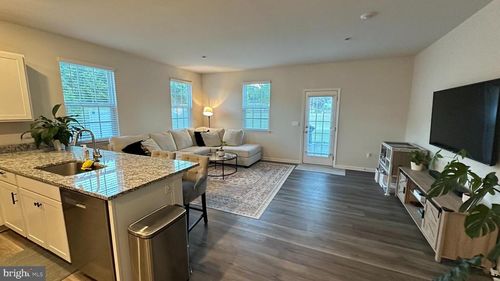 121 Caterpillar Dr, LURAY, VA, 22835-5267 | Card Image