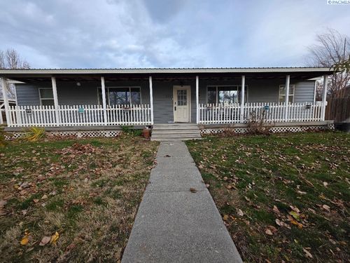 220 Goethals Dr, Richland, WA, 99352-4542 | Card Image