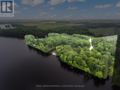 {{alt}} | Card Image