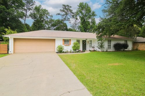 413 Woodway Ln, Longview, TX, 75605 | Card Image