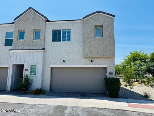 8330 N 22nd Ln, Phoenix, AZ, 85021-4288 | Card Image