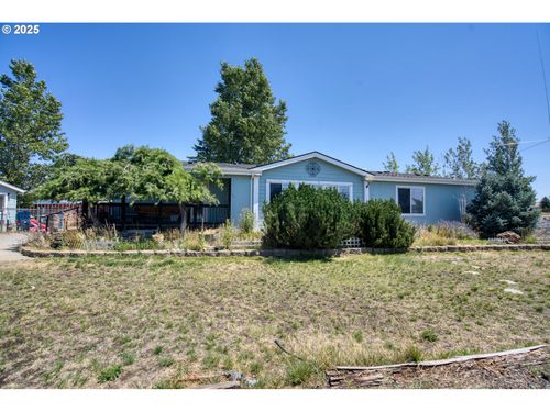 1366 S Columbus Ave, Goldendale, WA, 98620-8941 | Card Image