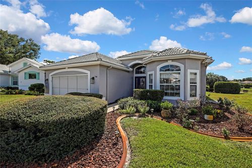 8472 Maybelle Dr, Weeki Wachee, FL, 34613-4017 | Card Image