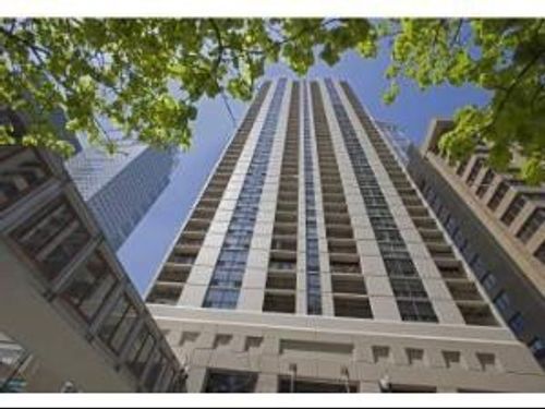 2005-200 Dearborn St, Chicago, IL, 60601-1613 | Card Image