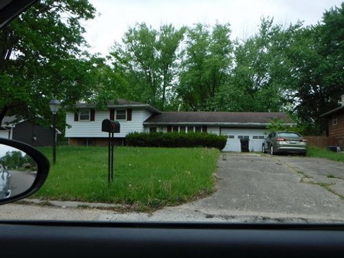1320 Springfield Rd, East Peoria, IL, 61611-3423 | Card Image
