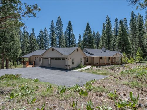 445 Boulder Dr, Clio, CA, 96106 | Card Image