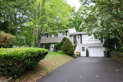 157 Windy Dr, Wolcott, CT, 06705-2515 | Card Image