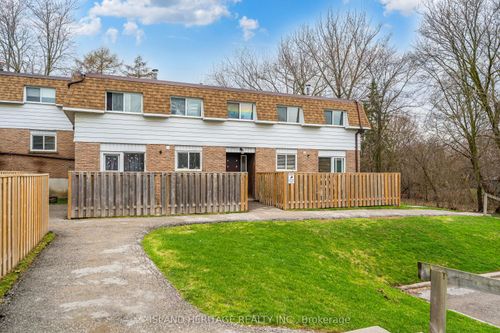 3-730 Cedar Street, Oshawa, ON, L1H4M6 | Card Image