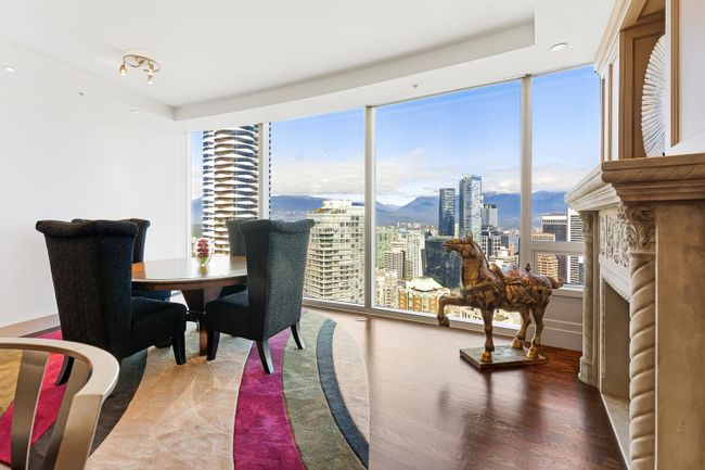 4202 - 938 Nelson Street, Condo with 2 bedrooms, 2 bathrooms and 2 parking in Vancouver BC | Image 5
