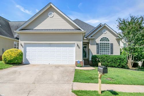 205 Summergrass Dr, Greenville, SC, 29617-1237 | Card Image
