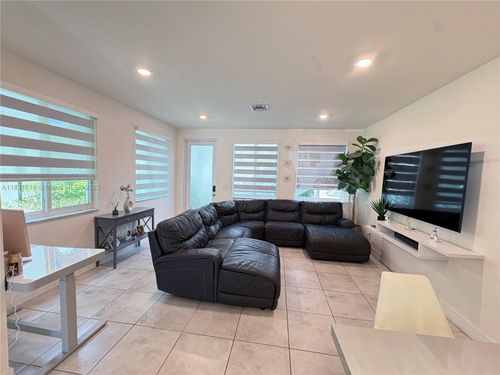 apt-104-6421 Nw 102nd Path, Doral, FL, 33178-4698 | Card Image