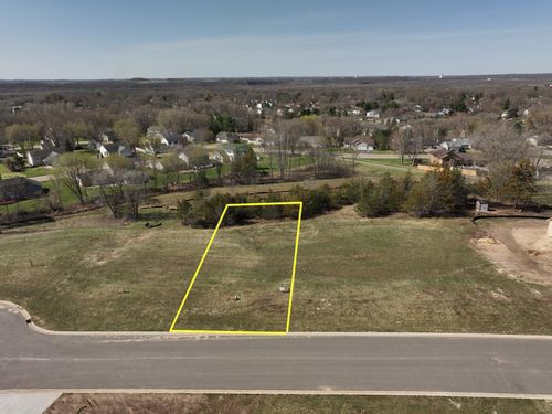 333 Linden Rd, Prescott, WI, 54021-1005 | Card Image