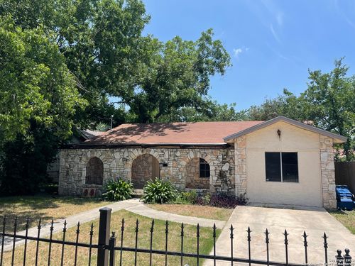 834 Porter St, San Antonio, TX, 78210-2462 | Card Image