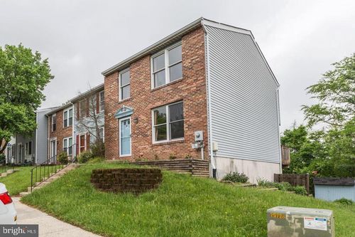 10117 Shelldrake Cir, DAMASCUS, MD, 20872-2618 | Card Image