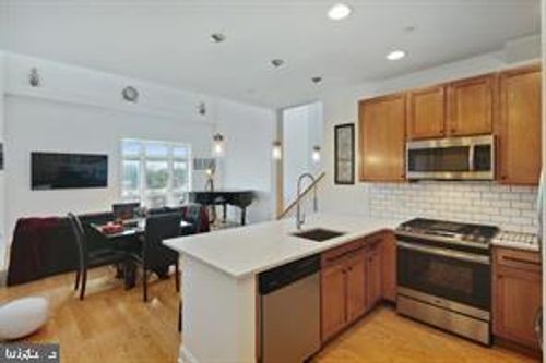 2360 Route 33, Robbinsville, NJ, 08691-1415 | Card Image
