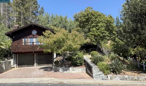 1139 Sierra Vista Way, Lafayette, CA, 94549-3154 | Card Image