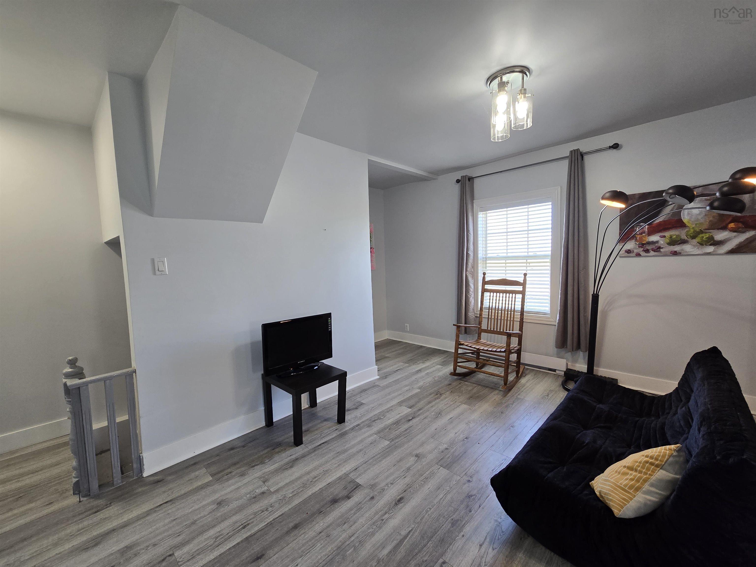 Residential in Trenton 5