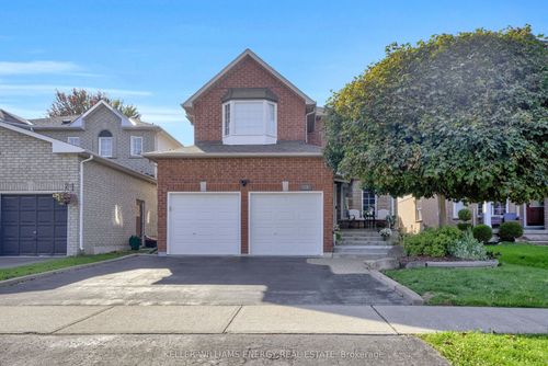 128 West Side Drive, Clarington, ON, L1C5A2 | Card Image