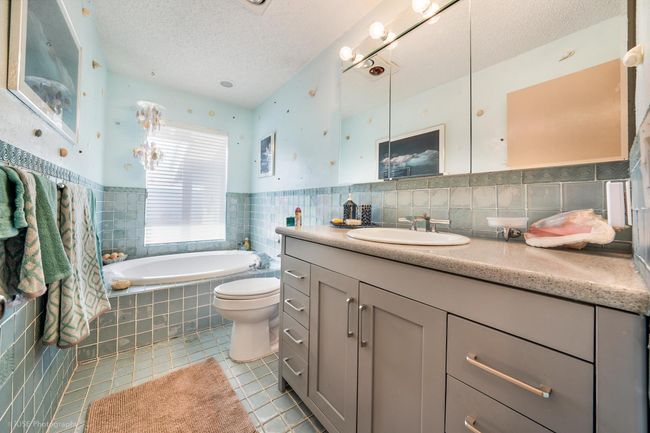 4211 Ne 26 Th Ter, House other with 3 bedrooms, 3 bathrooms and null parking in Lighthouse Point FL | Image 16