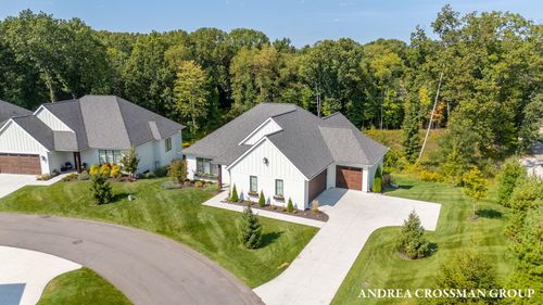 21-6399 Lamppost Cir Se, Grand Rapids, MI, 49546-9113 | Card Image
