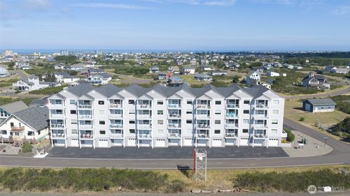 203-401 Westport Vw Sw, Ocean Shores, WA, 98569 | Card Image