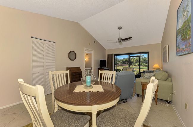 APT-5 - 927 Capri Isles Blvd, Condo with 2 bedrooms, 2 bathrooms and null parking in VENICE FL | Image 10