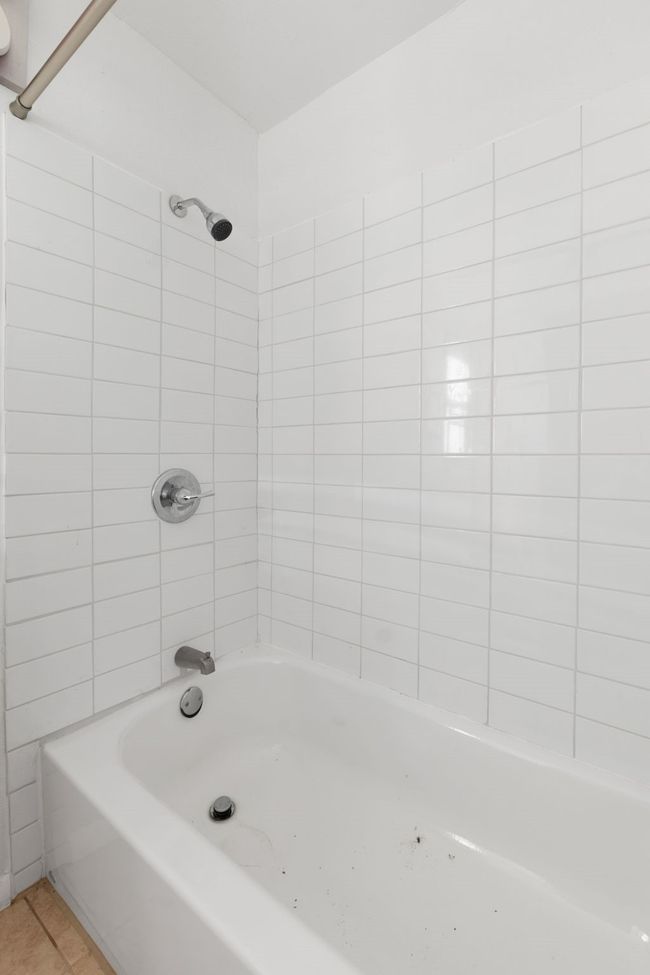 801 E Avenue C, House other with 4 bedrooms, 3 bathrooms and null parking in Lampasas TX | Image 35