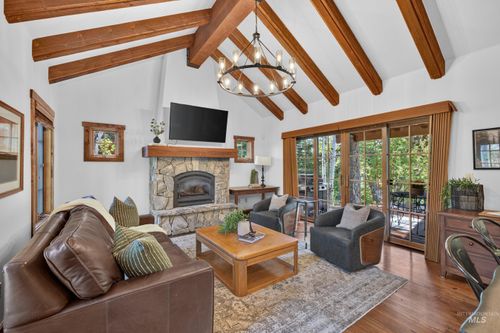 15 Rock Creek Ct, Donnelly, ID, 83615 | Card Image