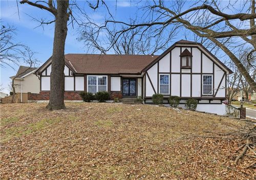 7922 N Northwood Rd, Kansas City, MO, 64151-1223 | Card Image