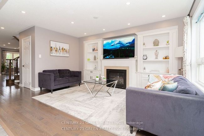 94 Snowling Dr, House attached with 6 bedrooms, 4 bathrooms and 2 parking in Ajax ON | Image 10