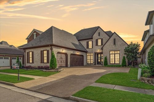 9212 Liggon Green Ln, Memphis, TN, 38139-6980 | Card Image