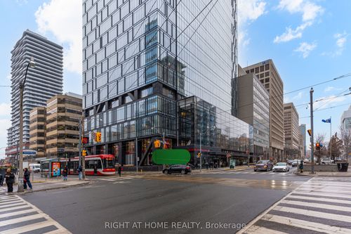 4702-488 University Ave, Toronto, ON, M5G0C1 | Card Image