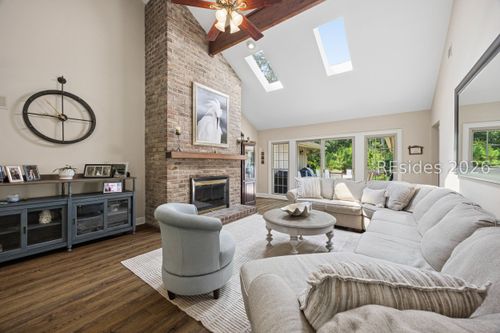6 Horseman Ln, Hilton Head Island, SC, 29926-2603 | Card Image
