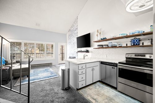 44-385 S Vasels Rd, Brian Head, UT, 84719 | Card Image