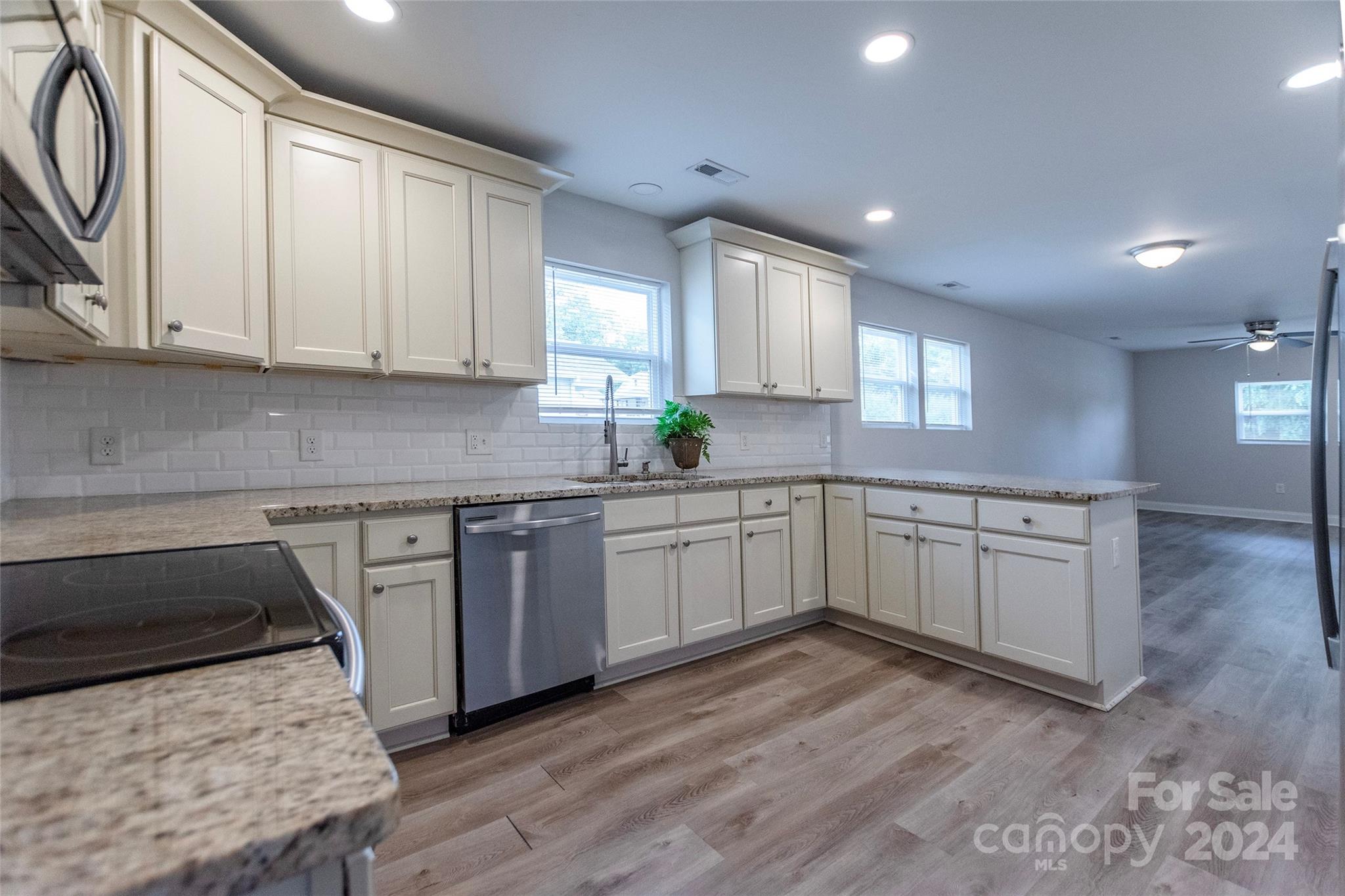 12th St, Kannapolis, NC 28083