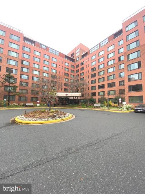 apt-1148-1021 Arlington Blvd, ARLINGTON, VA, 22209-2241 | Card Image