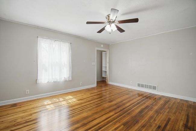 Living Room View 2 | Image 4