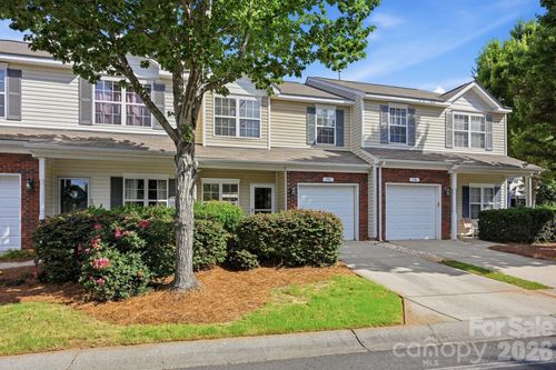 136 Rapids Rd, Fort Mill, SC, 29715-6473 | Card Image