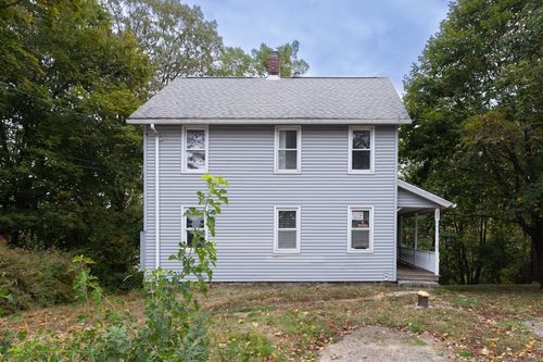 22 Lakeview St, East Hampton, CT, 06424-1252 | Card Image