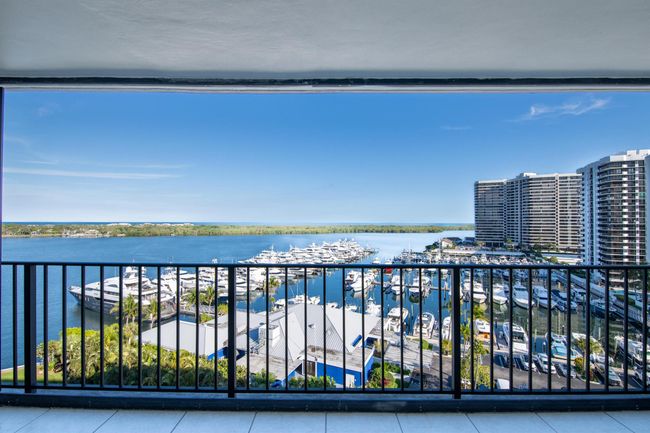 APT-1134 - 122 Lakeshore Dr, Condo with 2 bedrooms, 2 bathrooms and null parking in North Palm Beach FL | Image 7