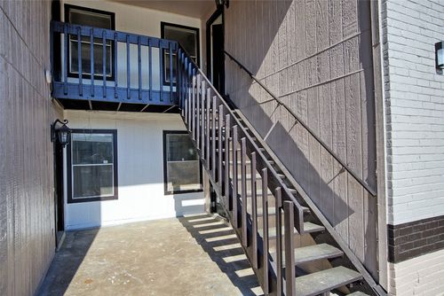 apt-a-6106 Wheless Cv, Austin, TX, 78723-3362 | Card Image