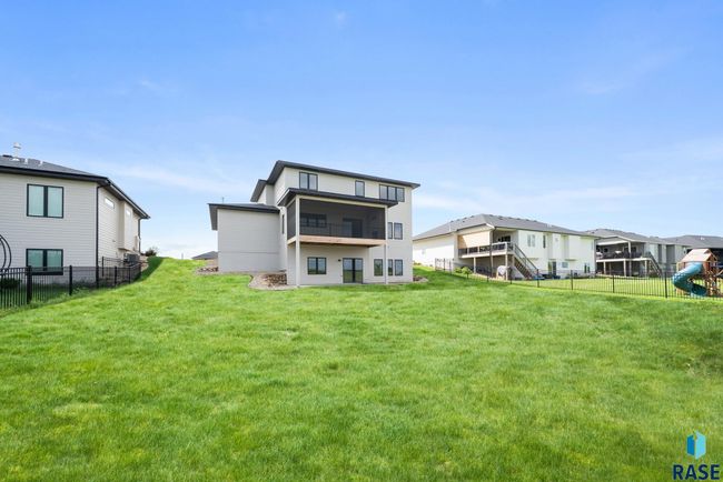 6604 E Hawker Cir, House other with 5 bedrooms, 4 bathrooms and null parking in Sioux Falls SD | Image 46