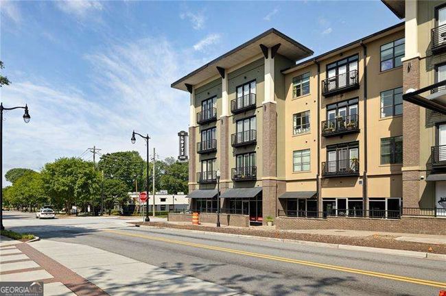 UNIT-4608 - 5300 Peachtree Rd, Condo with 2 bedrooms, 2 bathrooms and 2 parking in Chamblee GA | Image 32