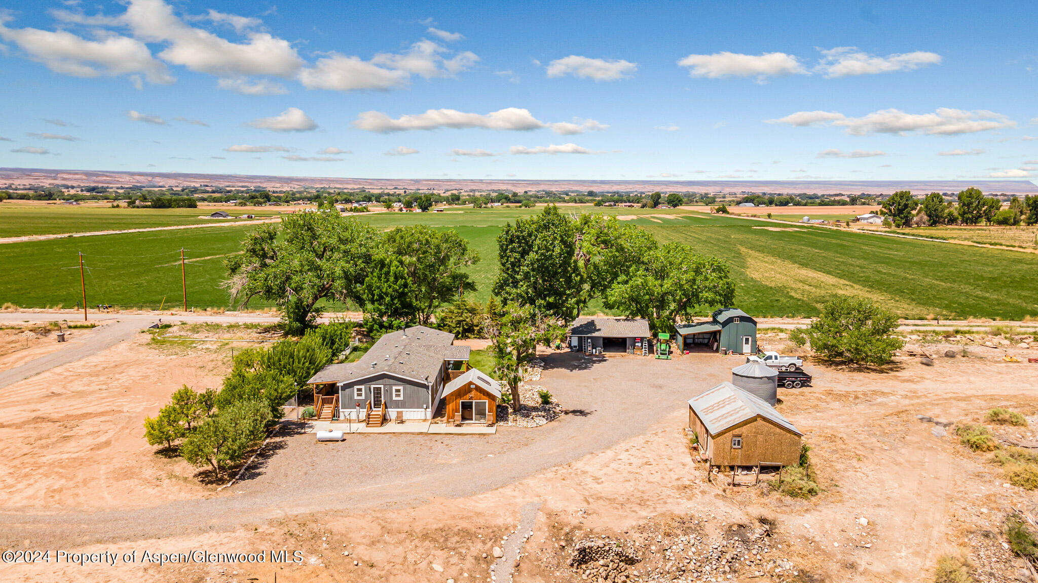 5800 Rd, Olathe, CO 81425