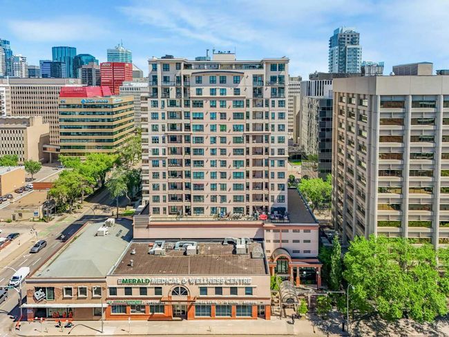 1702 - 9939 109 Nw, Condo with 2 bedrooms, 2 bathrooms and 2 parking in Edmonton AB | Image 36